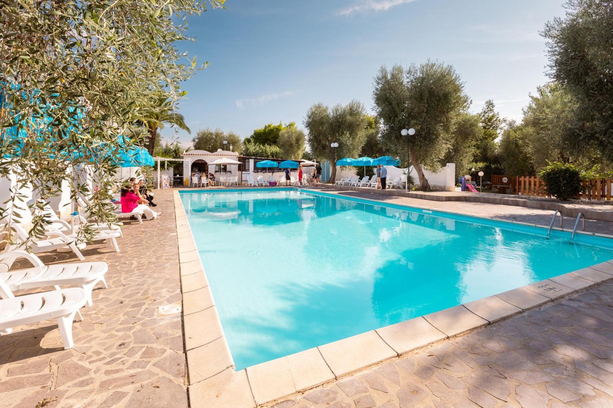 Hotel Palme Gemelle Vieste Buitenkant foto