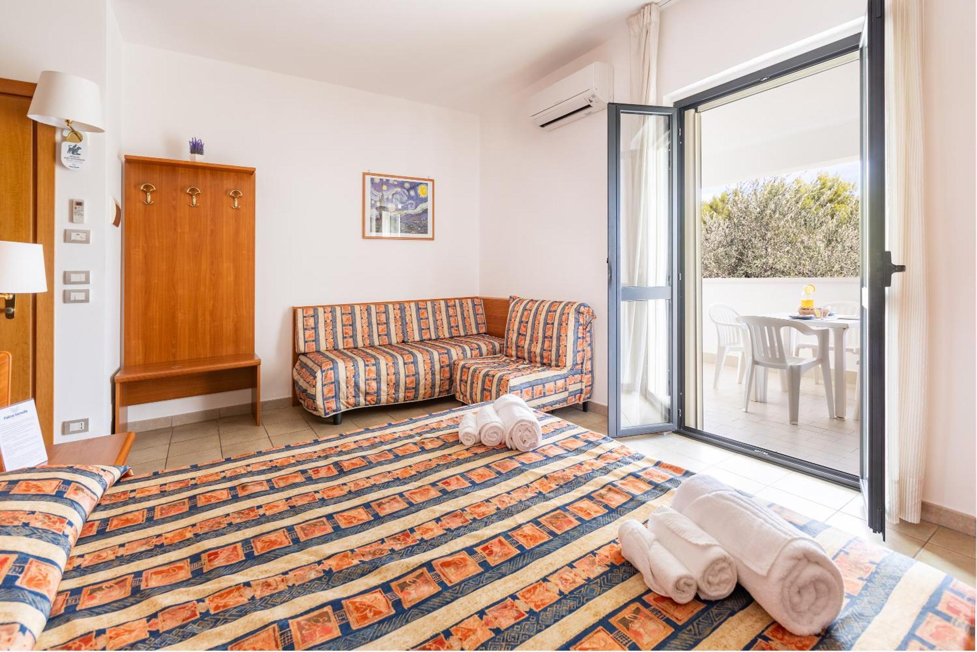 Hotel Palme Gemelle Vieste Buitenkant foto
