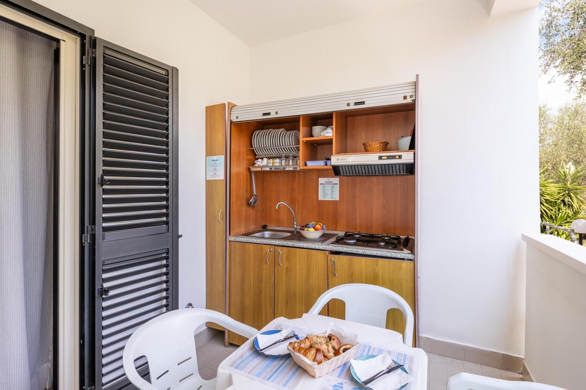 Hotel Palme Gemelle Vieste Buitenkant foto