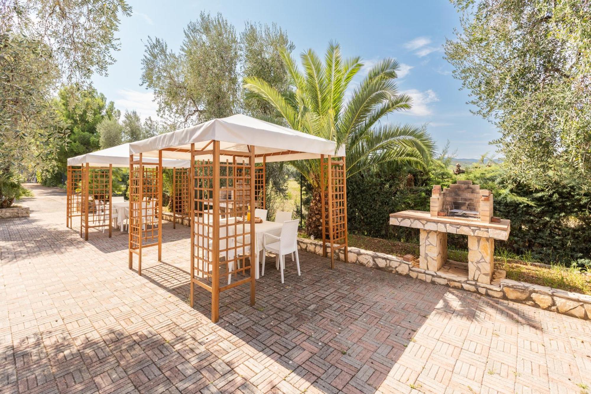 Hotel Palme Gemelle Vieste Buitenkant foto