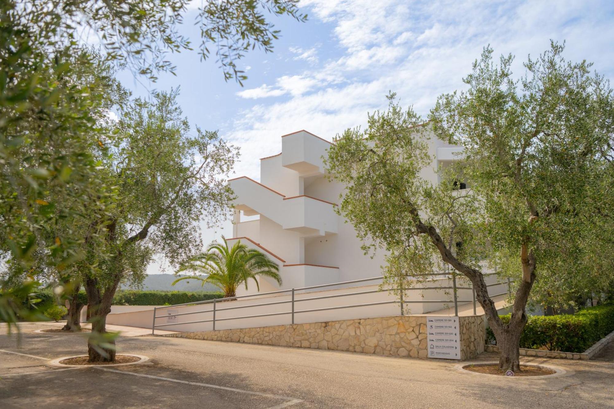 Hotel Palme Gemelle Vieste Buitenkant foto